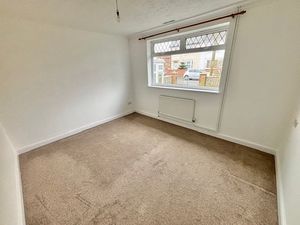 Bedroom- click for photo gallery